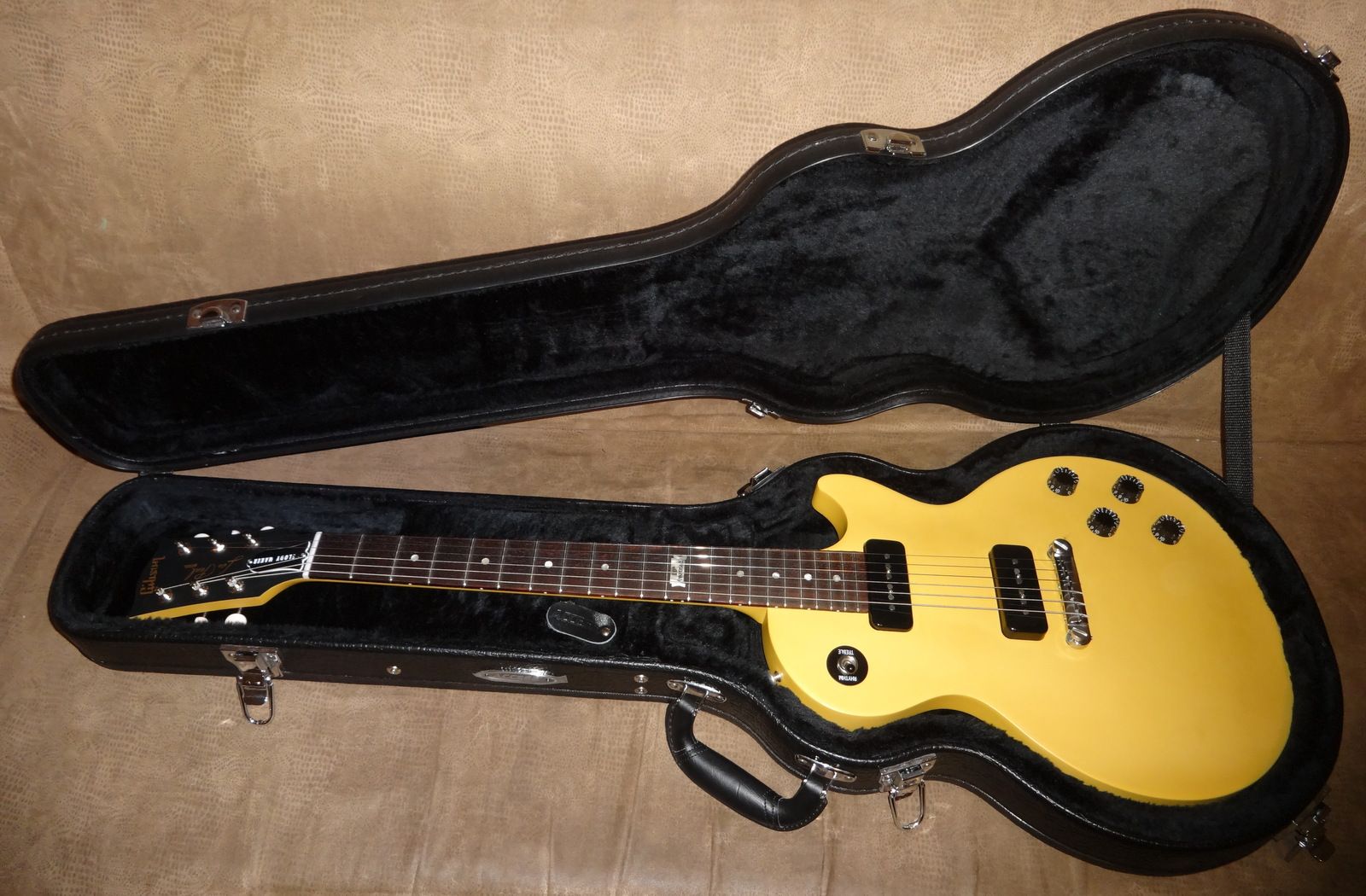 These are the TKL Les Pauk Junior Cases My Les Paul Forum